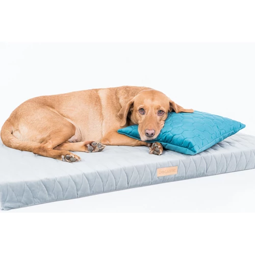 Kép 4/17 - Dogastic Prémium Szürke Bársony Kutyafekhely Argent Redfox Labrador Kutya