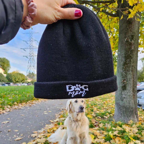 Dog Mom téli sapka - Fekete